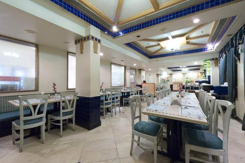 Royal Fort Hotel Visákhapatnam Kültér fotó