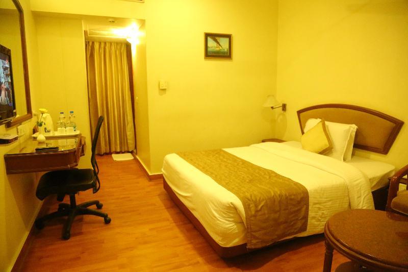 Royal Fort Hotel Visákhapatnam Kültér fotó