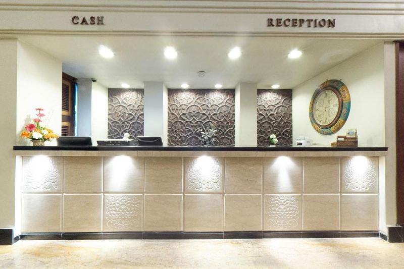 Royal Fort Hotel Visákhapatnam Kültér fotó